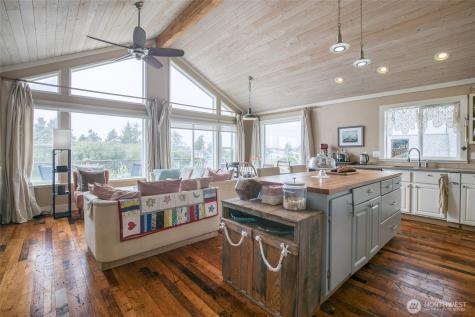 604 Ocean Shores Boulevard SW Ocean Shores WA 98569