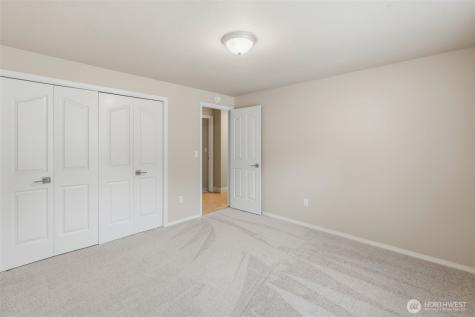 13910 72nd Avenue E Puyallup WA 98373
