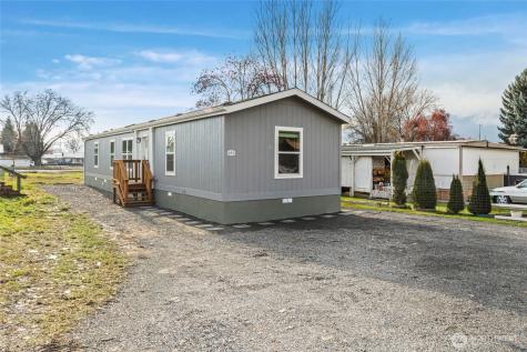 653 W 9th Avenue Colville WA 99114