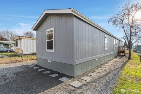 653 W 9th Avenue Colville WA 99114