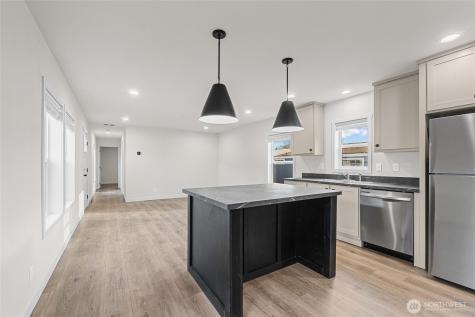 653 W 9th Avenue Colville WA 99114