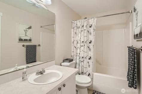 6728 149th Street Ct E Puyallup WA 98375
