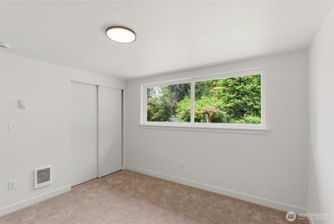 4737 SE Foss Road Port Orchard WA 98366