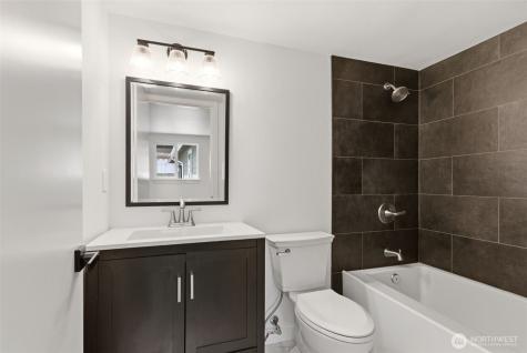 4737 SE Foss Road Port Orchard WA 98366