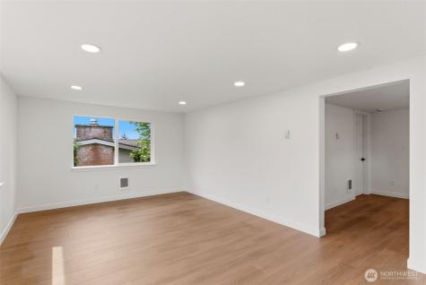 4737 SE Foss Road Port Orchard WA 98366
