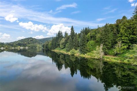 22969 Lake Mcmurray Lane Mount Vernon WA 98274