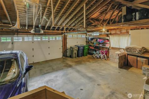 32611 8th Avenue SW Federal Way WA 98023