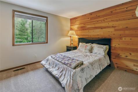 32611 8th Avenue SW Federal Way WA 98023