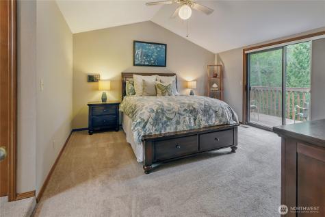 32611 8th Avenue SW Federal Way WA 98023
