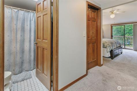 32611 8th Avenue SW Federal Way WA 98023