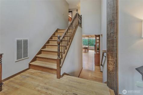 32611 8th Avenue SW Federal Way WA 98023