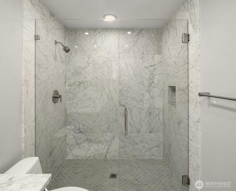 6920 94th Avenue SE Mercer Island WA 98040