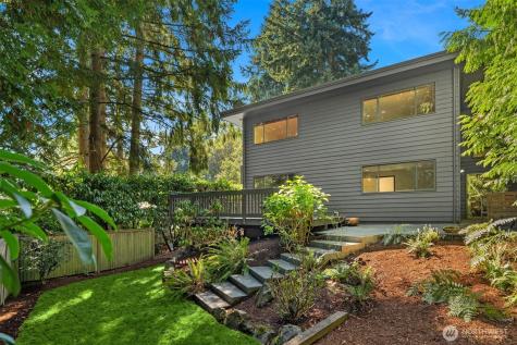 6920 94th Avenue SE Mercer Island WA 98040