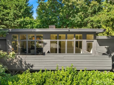 6920 94th Avenue SE Mercer Island WA 98040