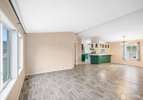 124 S 6th Street Mccleary WA 98557