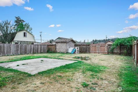 124 S 6th Street Mccleary WA 98557