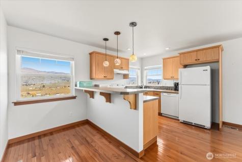 1190 Summit Boulevard Manson WA 98831