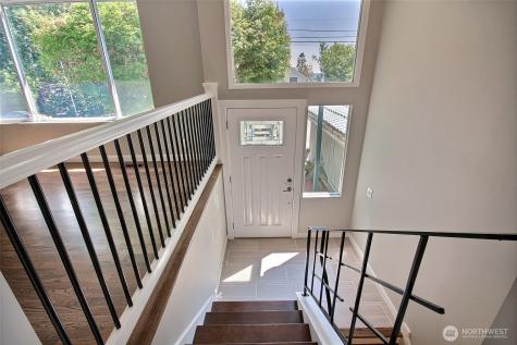 310 9th Avenue Kirkland WA 98033