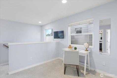 15822 13th Avenue W Lynnwood WA 98087