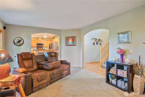130 Mosswood Lane Longview WA 98632