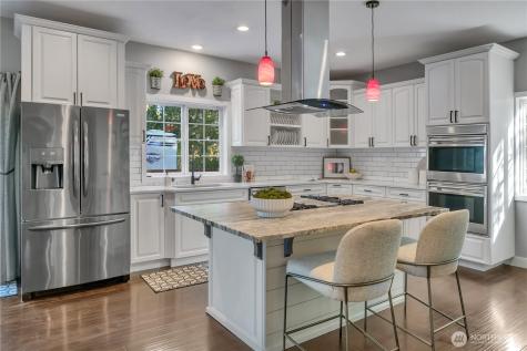 204 5th Avenue Milton WA 98354