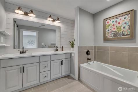 204 5th Avenue Milton WA 98354