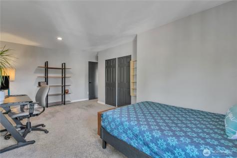 204 5th Avenue Milton WA 98354