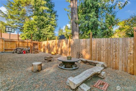204 5th Avenue Milton WA 98354