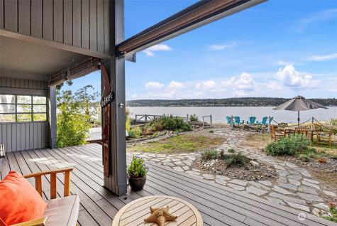 66 Point Fosdick Drive NW Gig Harbor WA 98335