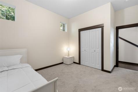 16990 NE 84th Court Redmond WA 98052