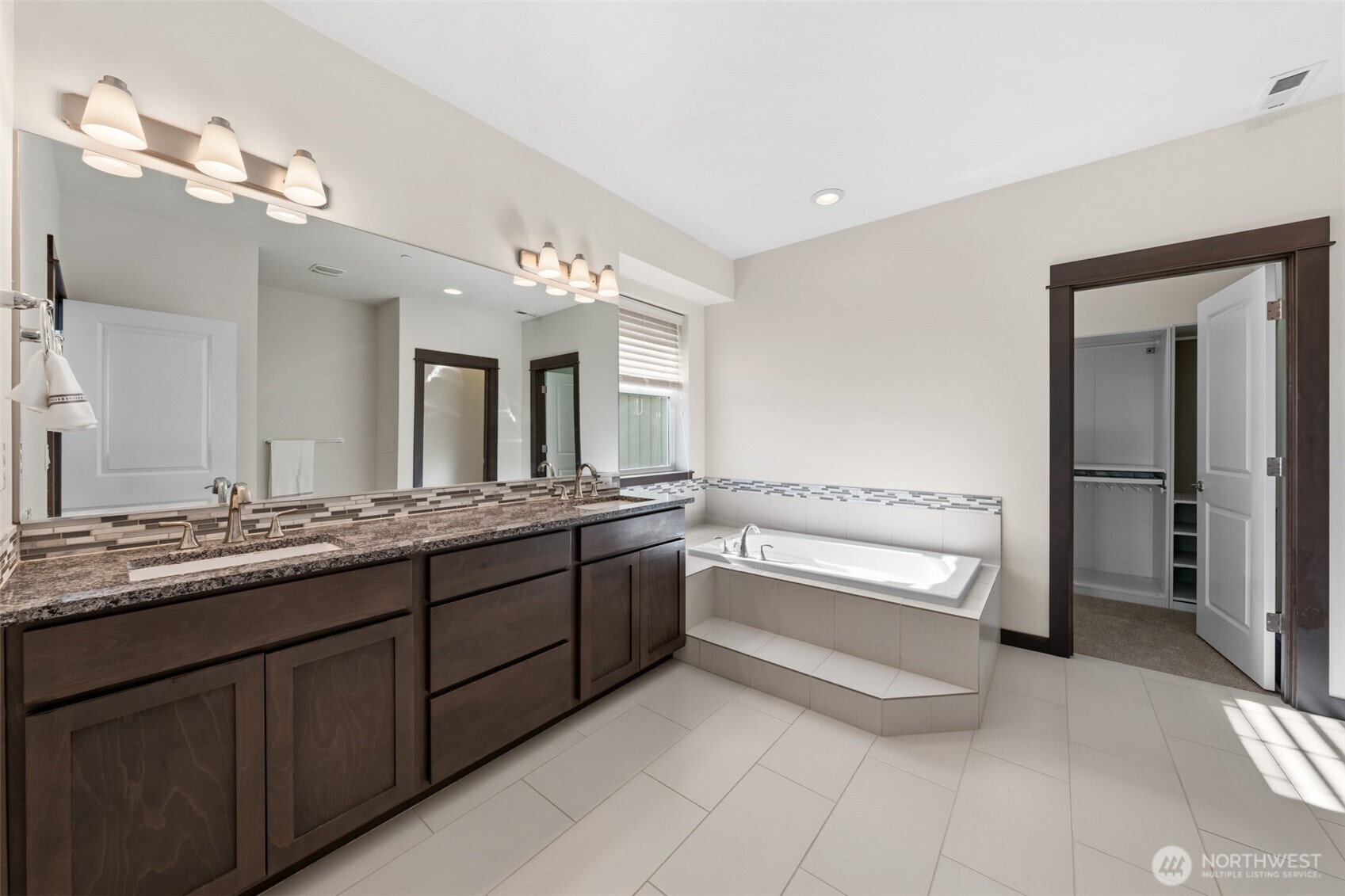 16990 NE 84th Court Redmond WA 98052