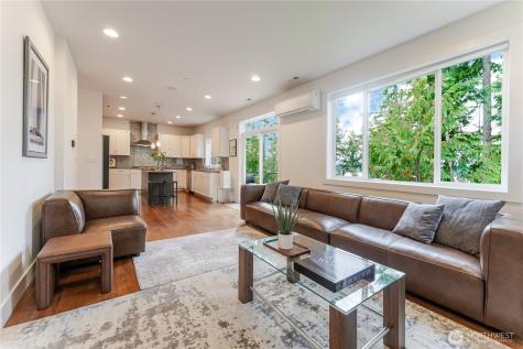 825 206th Avenue NE Sammamish WA 98074