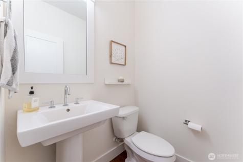825 206th Avenue NE Sammamish WA 98074