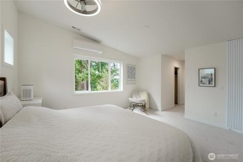 825 206th Avenue NE Sammamish WA 98074