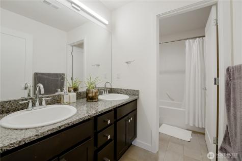 825 206th Avenue NE Sammamish WA 98074