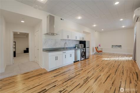 825 206th Avenue NE Sammamish WA 98074