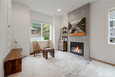 825 206th Avenue NE Sammamish WA 98074