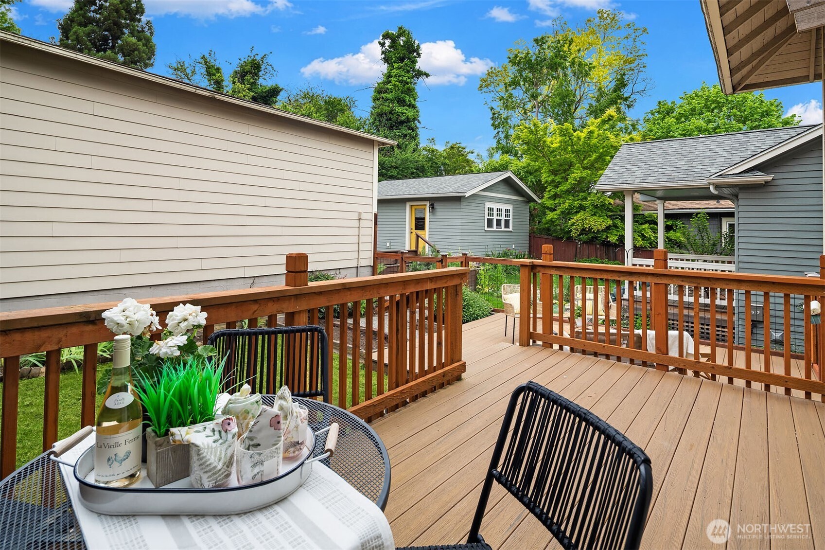 1513 27th Avenue Seattle WA 98122
