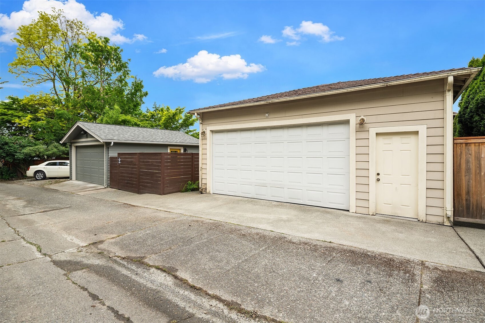 1513 27th Avenue Seattle WA 98122