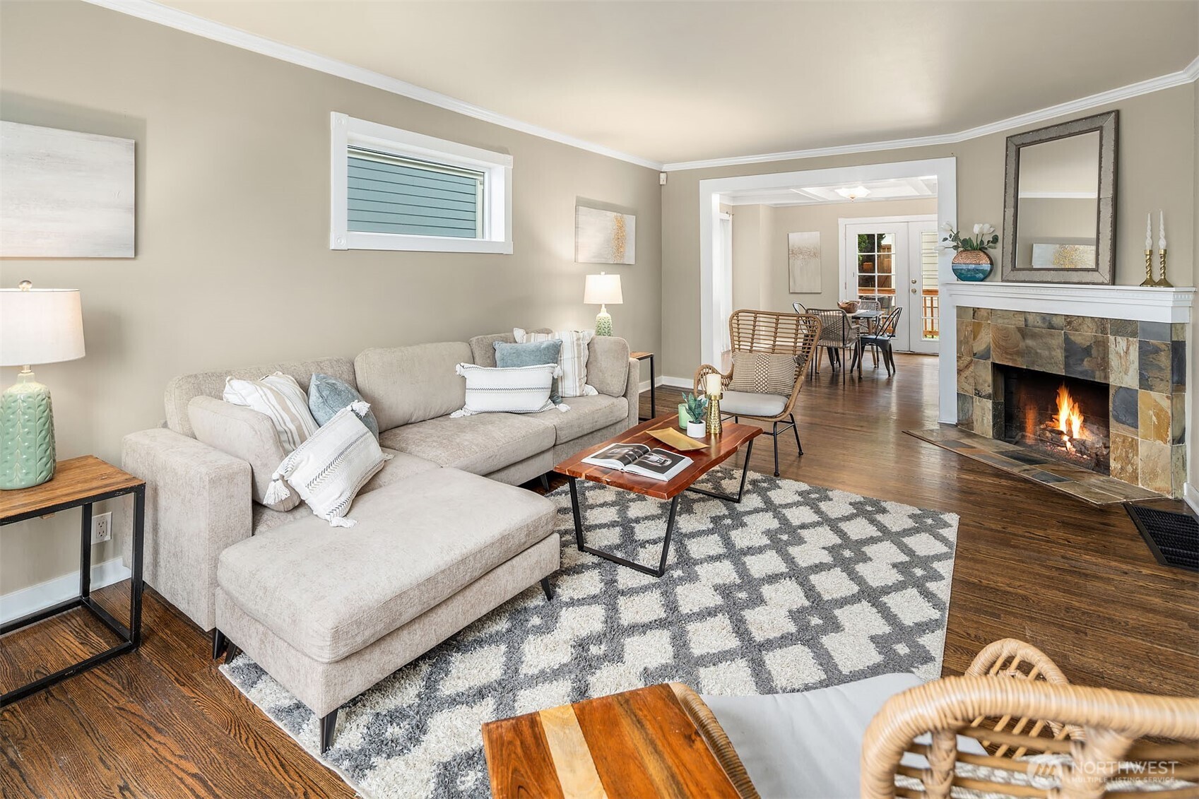 1513 27th Avenue Seattle WA 98122