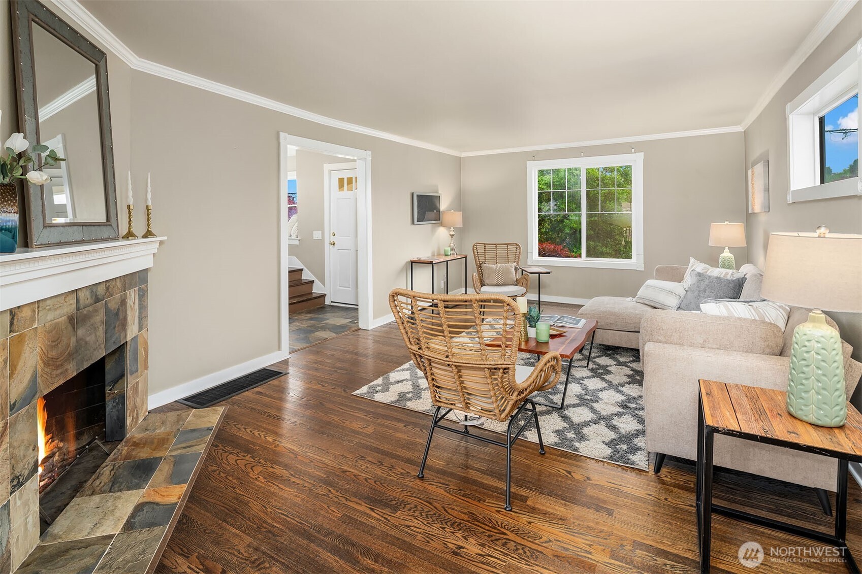 1513 27th Avenue Seattle WA 98122