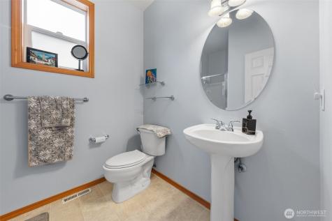 1207 10th Avenue Milton WA 98354