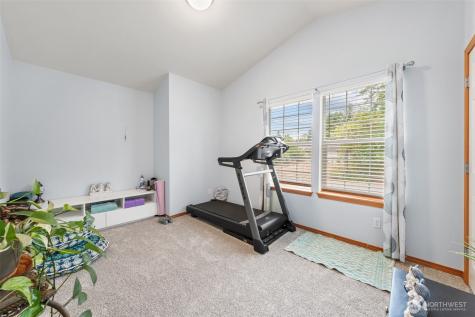 1207 10th Avenue Milton WA 98354