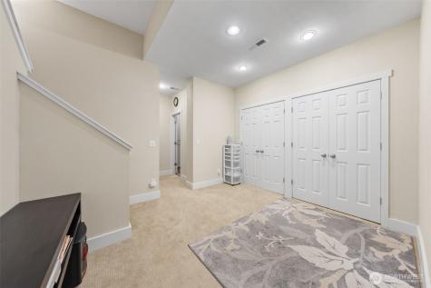 1207 10th Avenue Milton WA 98354