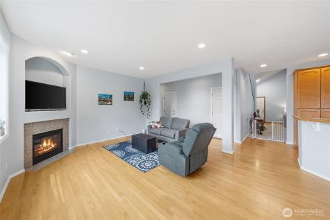 1207 10th Avenue Milton WA 98354