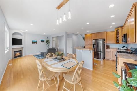 1207 10th Avenue Milton WA 98354