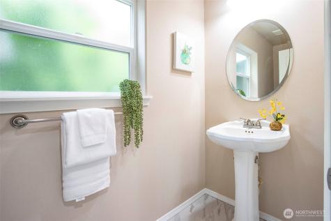 19 198th Place SE Bothell WA 98012