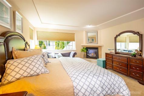 19 198th Place SE Bothell WA 98012