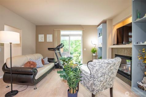 19 198th Place SE Bothell WA 98012