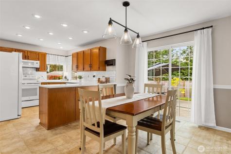 36545 31st Avenue S Federal Way WA 98003